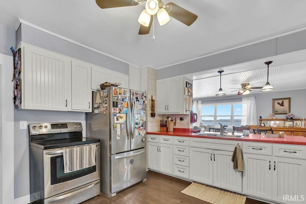 Unionville, Indiana, 47468, United States, 2 Bedrooms Bedrooms, ,2 BathroomsBathrooms,Residential,Active,2001339