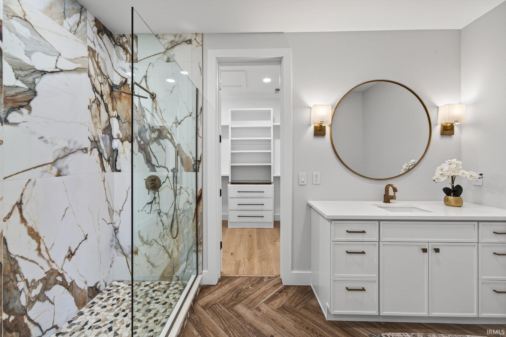 Granger, Indiana, 46530, United States, 5 Bedrooms Bedrooms, ,7 BathroomsBathrooms,Residential,Active,1997893