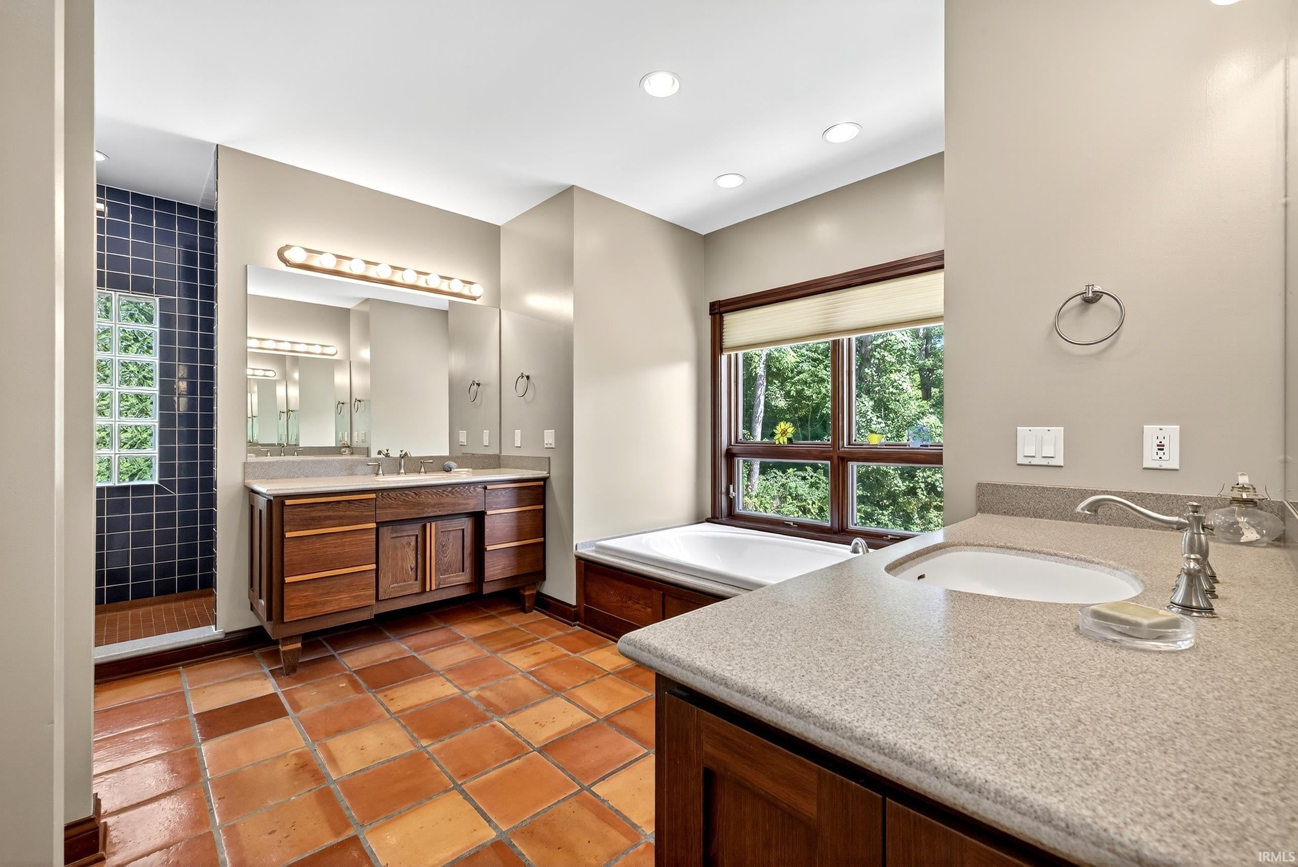 Bloomington, Indiana, 47408, United States, 4 Bedrooms Bedrooms, ,5 BathroomsBathrooms,Residential,Active,1943779