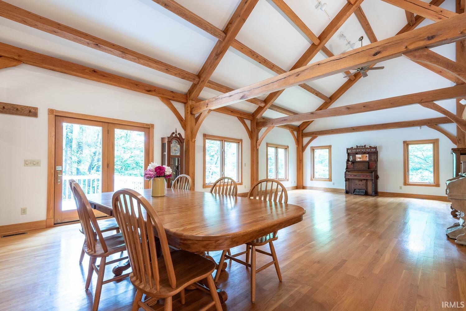 Bloomington, Indiana, 47401, United States, 5 Bedrooms Bedrooms, ,6 BathroomsBathrooms,Residential,Active,1821943