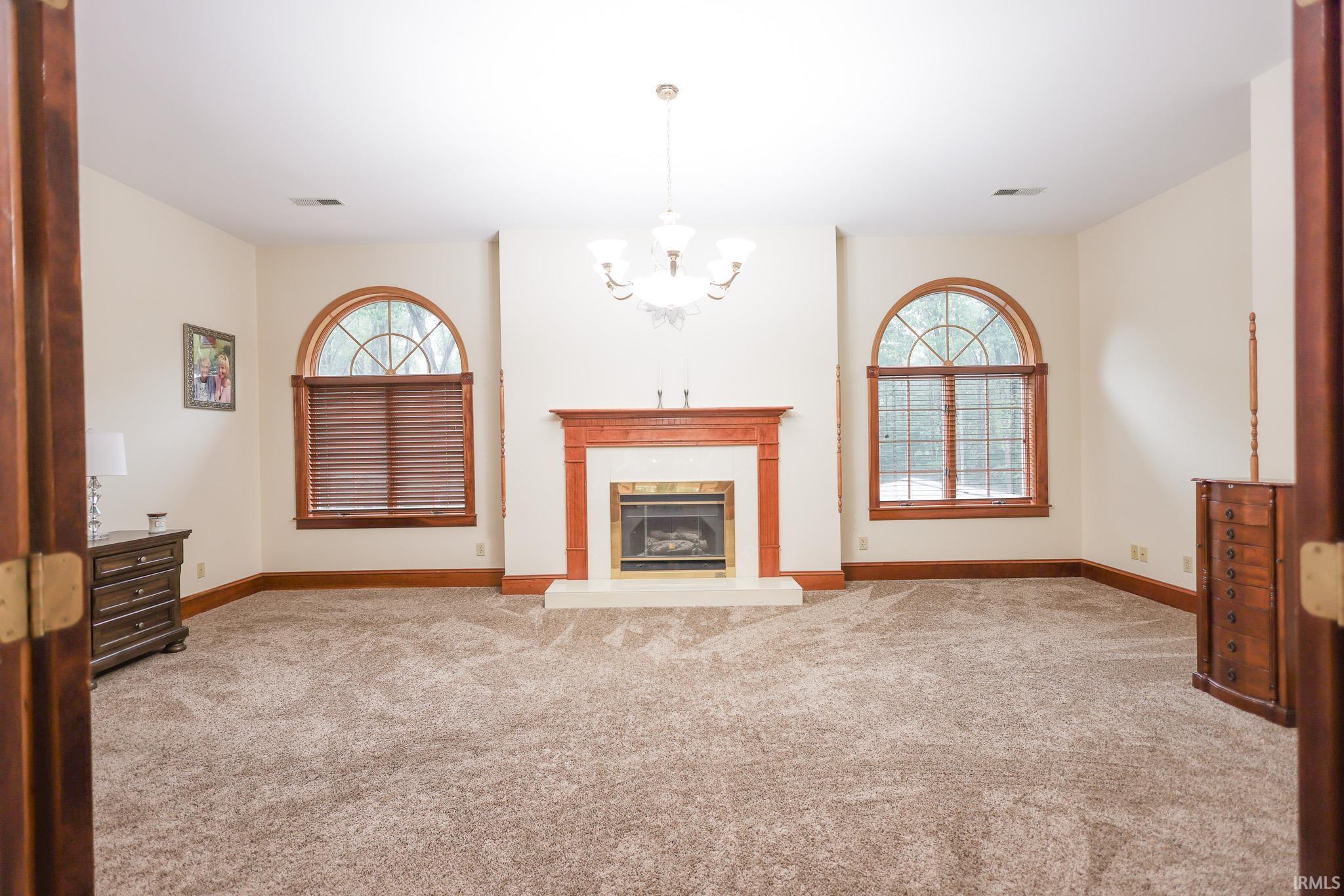 Bedford, Indiana, 47421, United States, 7 Bedrooms Bedrooms, ,8 BathroomsBathrooms,Residential,Active,1953719