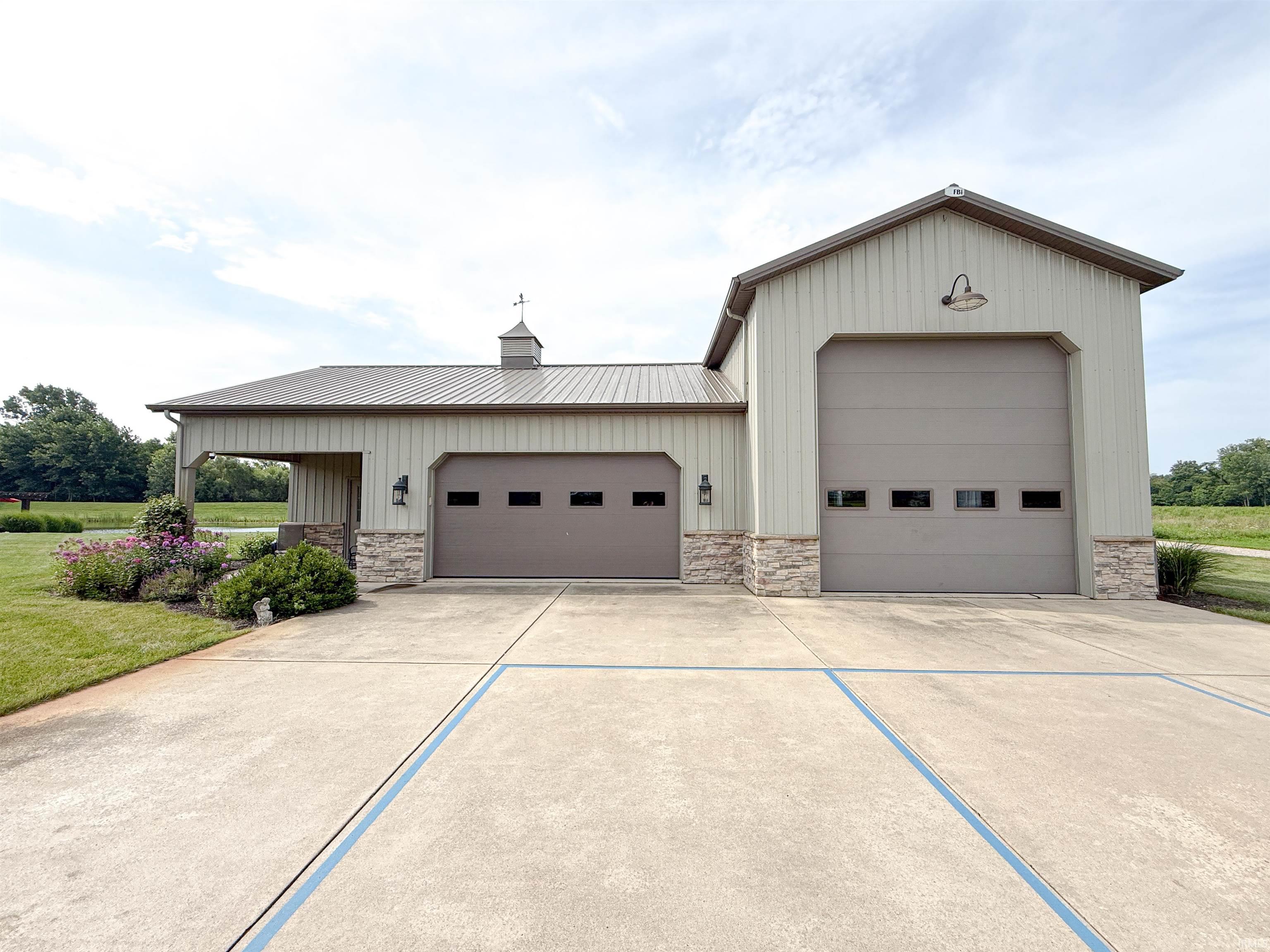 Lafayette, Indiana, 47909, United States, 3 Bedrooms Bedrooms, ,3 BathroomsBathrooms,Residential,Active,1902933