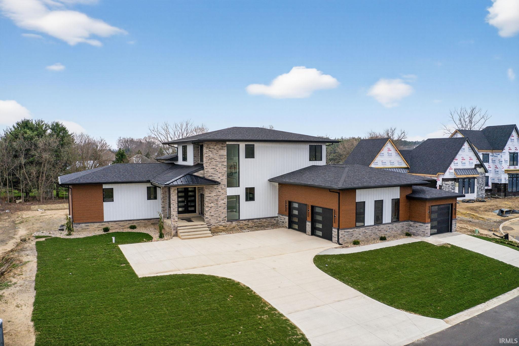 Granger, Indiana, 46530, United States, 5 Bedrooms Bedrooms, ,7 BathroomsBathrooms,Residential,Active,1997893