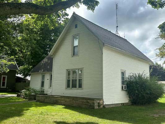 304 E PRAIRIE ST, LEESBURG, IN 46538, photo 2 of 19