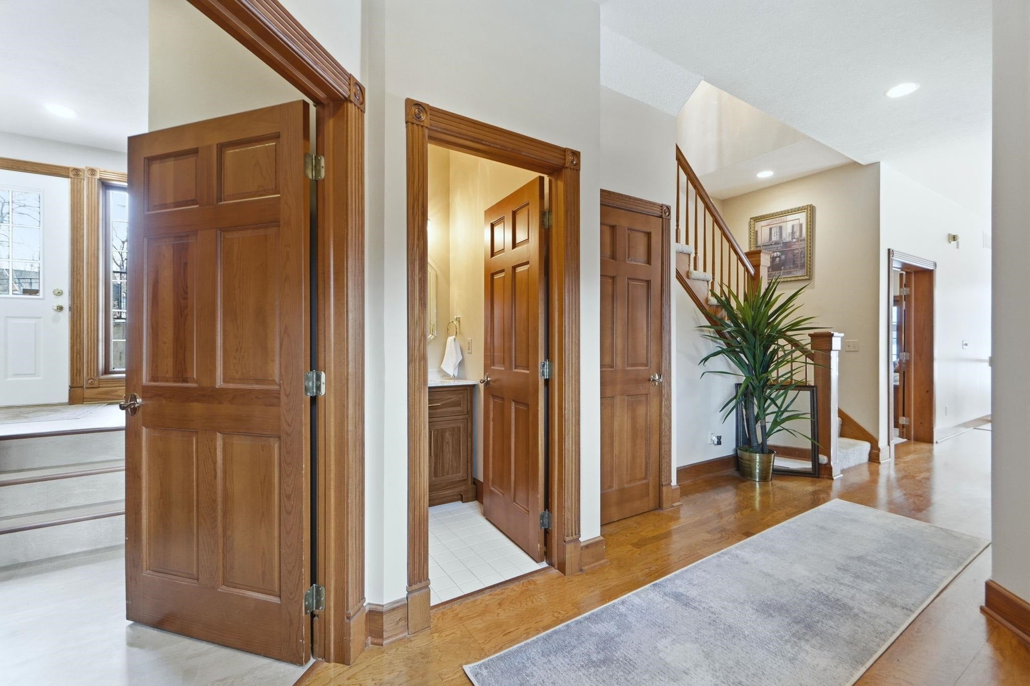 Angola, Indiana, 46703, United States, 5 Bedrooms Bedrooms, ,5 BathroomsBathrooms,Residential,Active,2018463