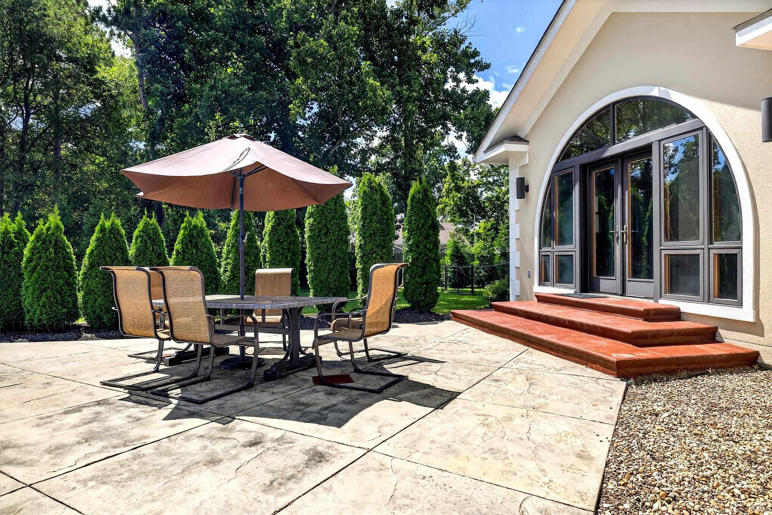 Bloomington, Indiana, 47408, United States, 4 Bedrooms Bedrooms, ,5 BathroomsBathrooms,Residential,Active,1943779
