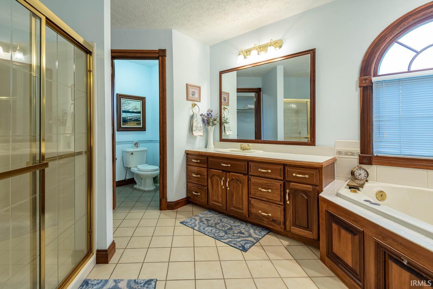 Heltonville, Indiana, 47436, United States, 4 Bedrooms Bedrooms, ,3 BathroomsBathrooms,Residential,Active,2011433