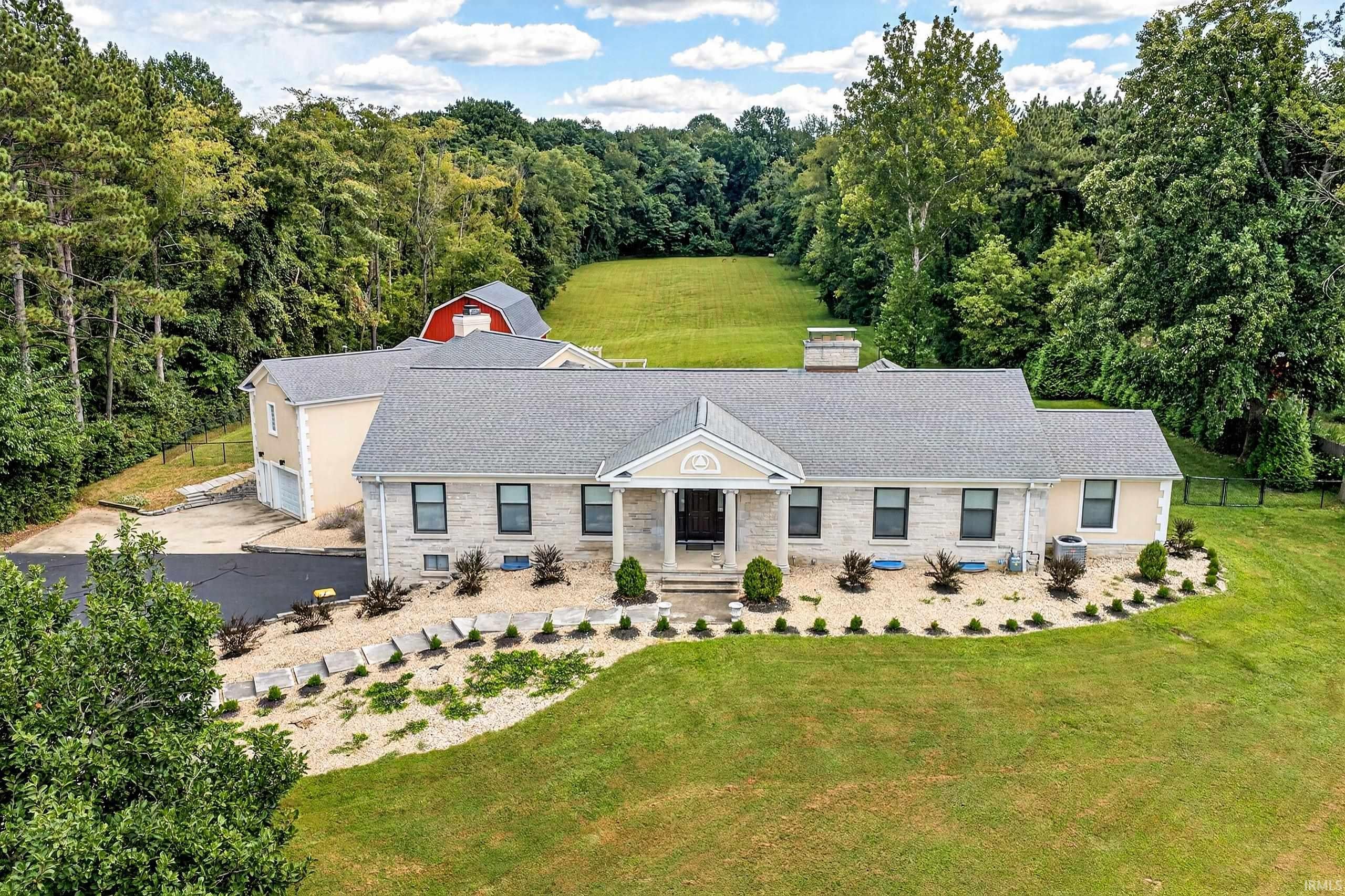 Bloomington, Indiana, 47408, United States, 4 Bedrooms Bedrooms, ,5 BathroomsBathrooms,Residential,Active,1943779