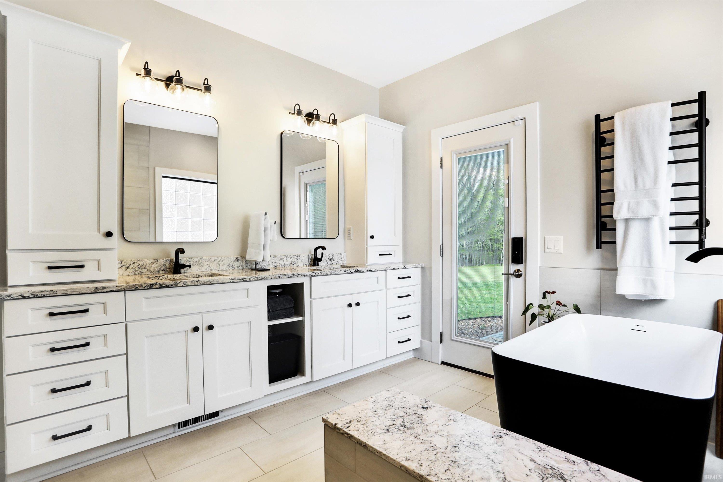 Bloomington, Indiana, 47404, United States, 3 Bedrooms Bedrooms, ,3 BathroomsBathrooms,Residential,Active,2010182