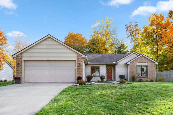 208 SILVER MAPLE CV, FORT WAYNE, IN 46804 - Image 1