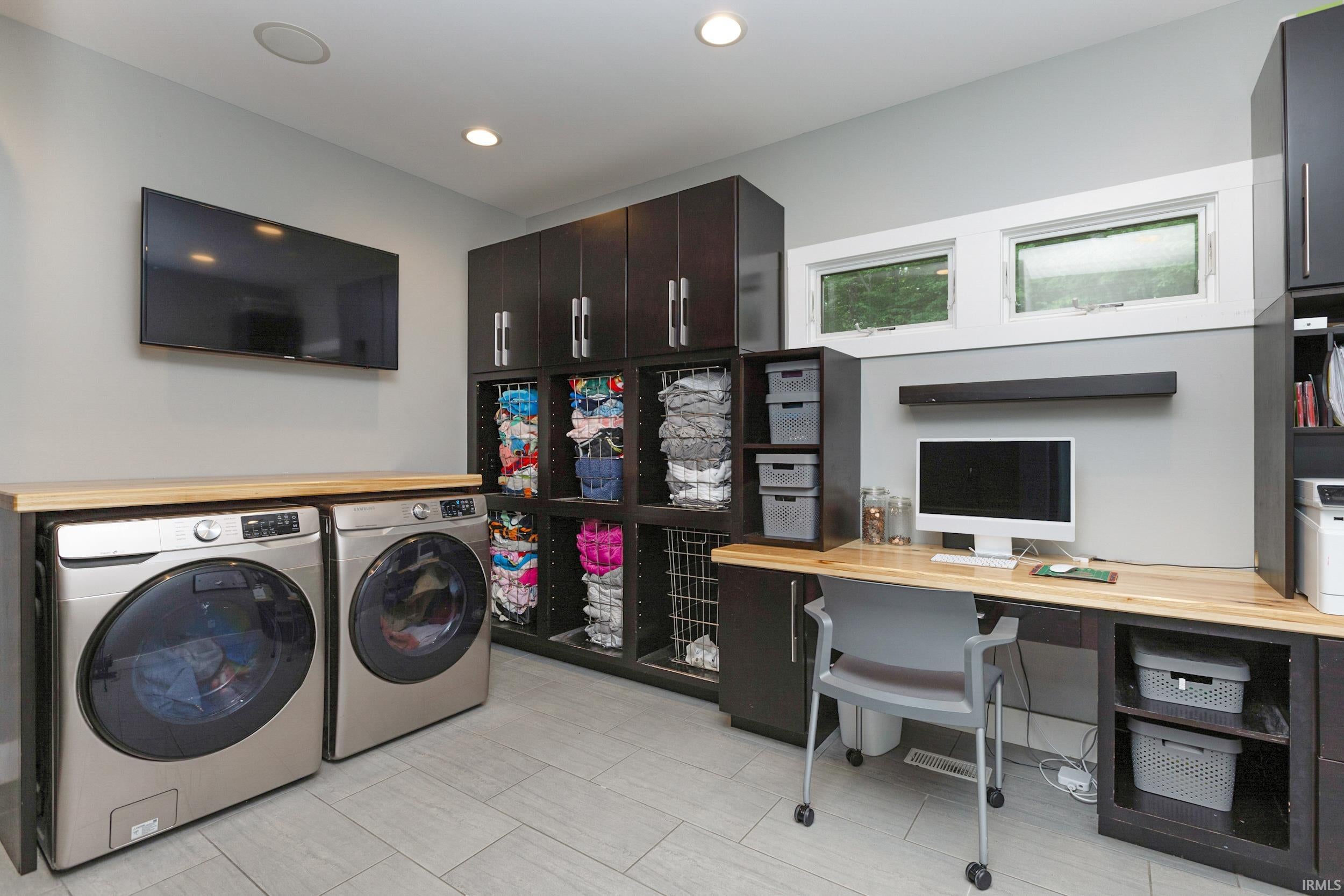 Bloomington, Indiana, 47408, United States, 6 Bedrooms Bedrooms, ,6 BathroomsBathrooms,Residential,Active,1884900