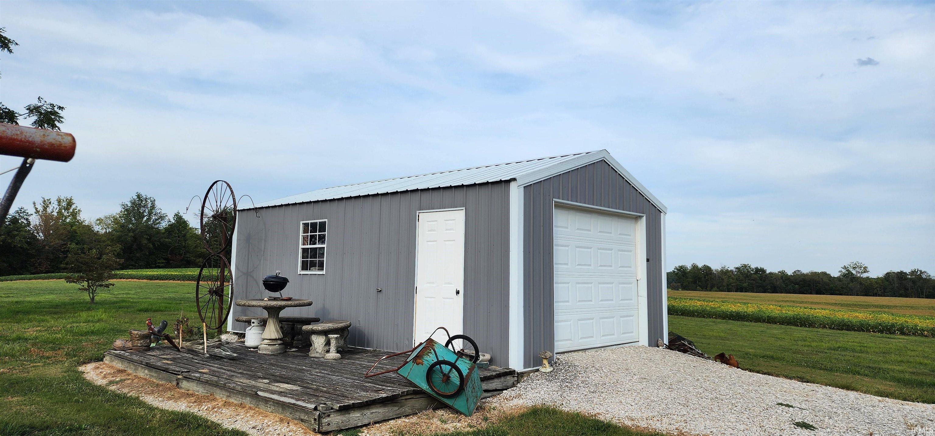 Washington, Indiana, 47501, United States, 2 Bedrooms Bedrooms, ,2 BathroomsBathrooms,Residential,Active,1952284