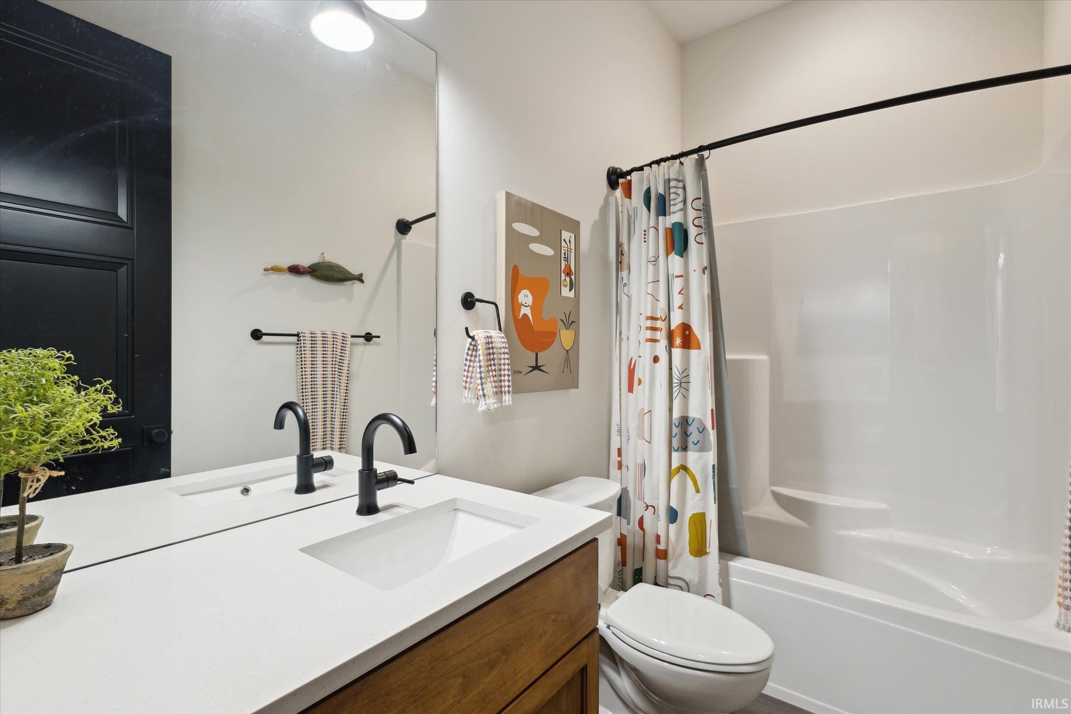 Granger, Indiana, 46530, United States, 4 Bedrooms Bedrooms, ,4 BathroomsBathrooms,Residential,Active,1919391