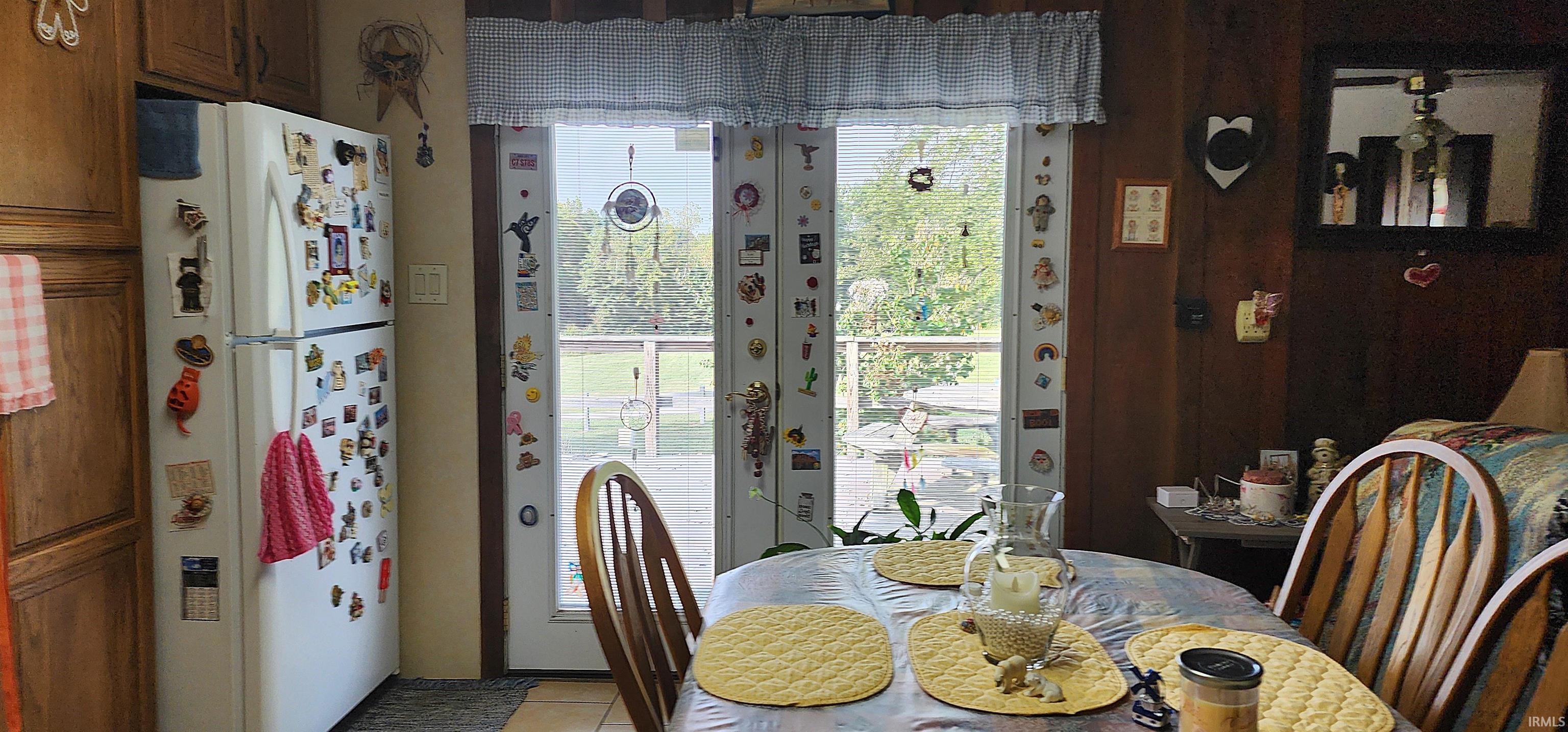 Washington, Indiana, 47501, United States, 2 Bedrooms Bedrooms, ,2 BathroomsBathrooms,Residential,Active,1952284