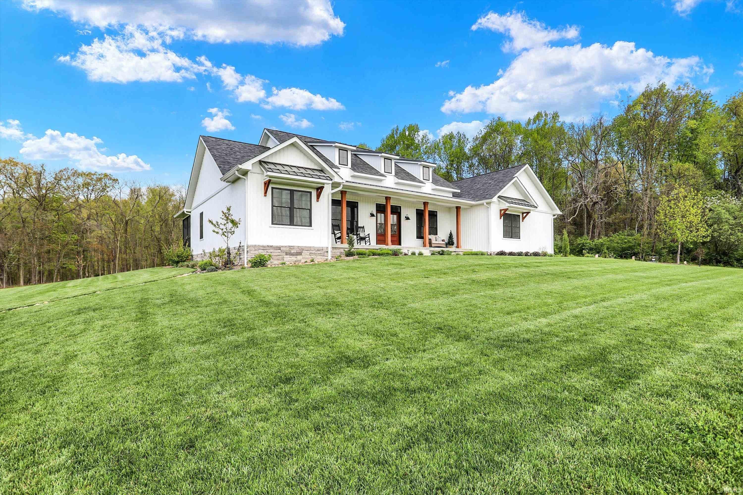 Bloomington, Indiana, 47404, United States, 3 Bedrooms Bedrooms, ,3 BathroomsBathrooms,Residential,Active,2010182