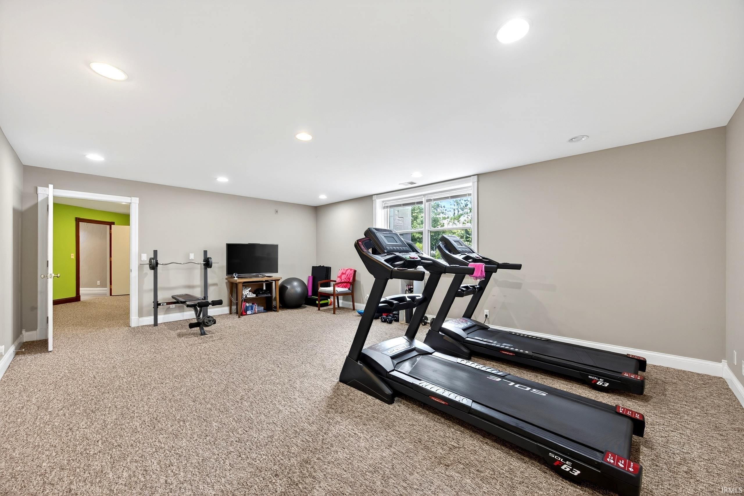 Bloomington, Indiana, 47408, United States, 4 Bedrooms Bedrooms, ,5 BathroomsBathrooms,Residential,Active,1943779