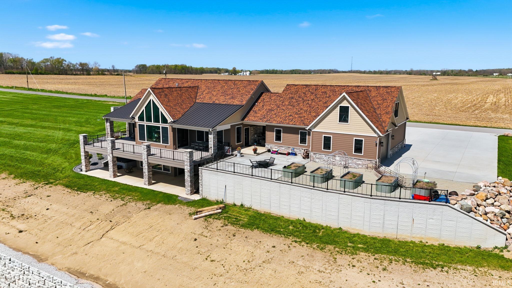 Etna Green, Indiana, 46524, United States, 4 Bedrooms Bedrooms, ,5 BathroomsBathrooms,Residential,Active,2041513