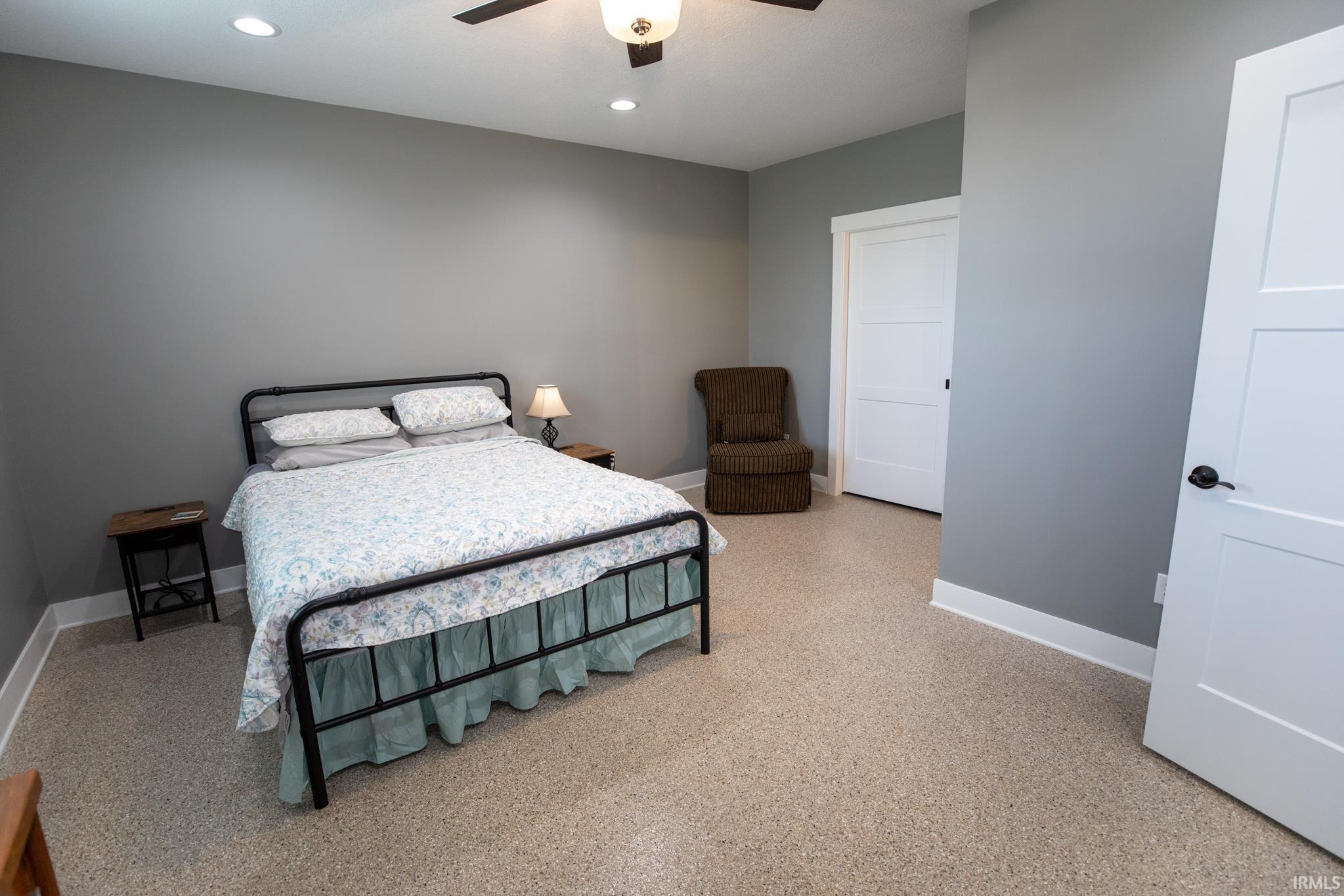 Etna Green, Indiana, 46524, United States, 4 Bedrooms Bedrooms, ,5 BathroomsBathrooms,Residential,Active,2041513