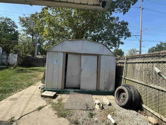 4002 HANNA ST, FORT WAYNE, IN 46806, photo 4 of 34