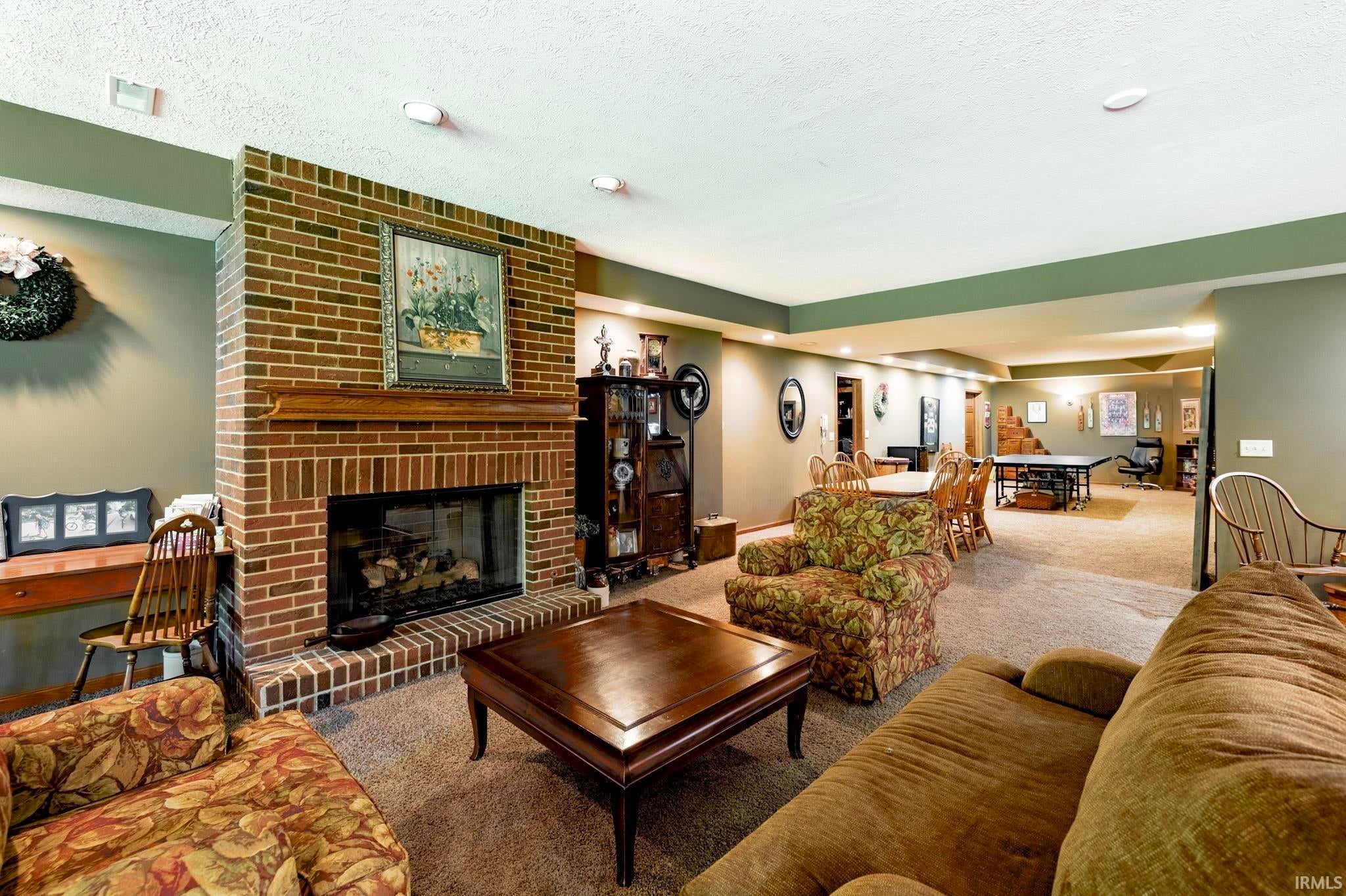 Bremen, Indiana, 46506, United States, ,5 BathroomsBathrooms,Residential,Active,1829904