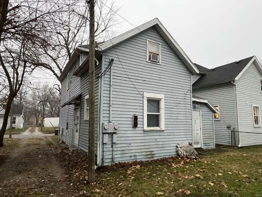 1714 W ADAMS ST, MUNCIE, IN 47303, photo 3 of 12