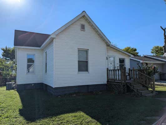 635 CULLOP ST, VINCENNES, IN 47591, photo 3 of 23