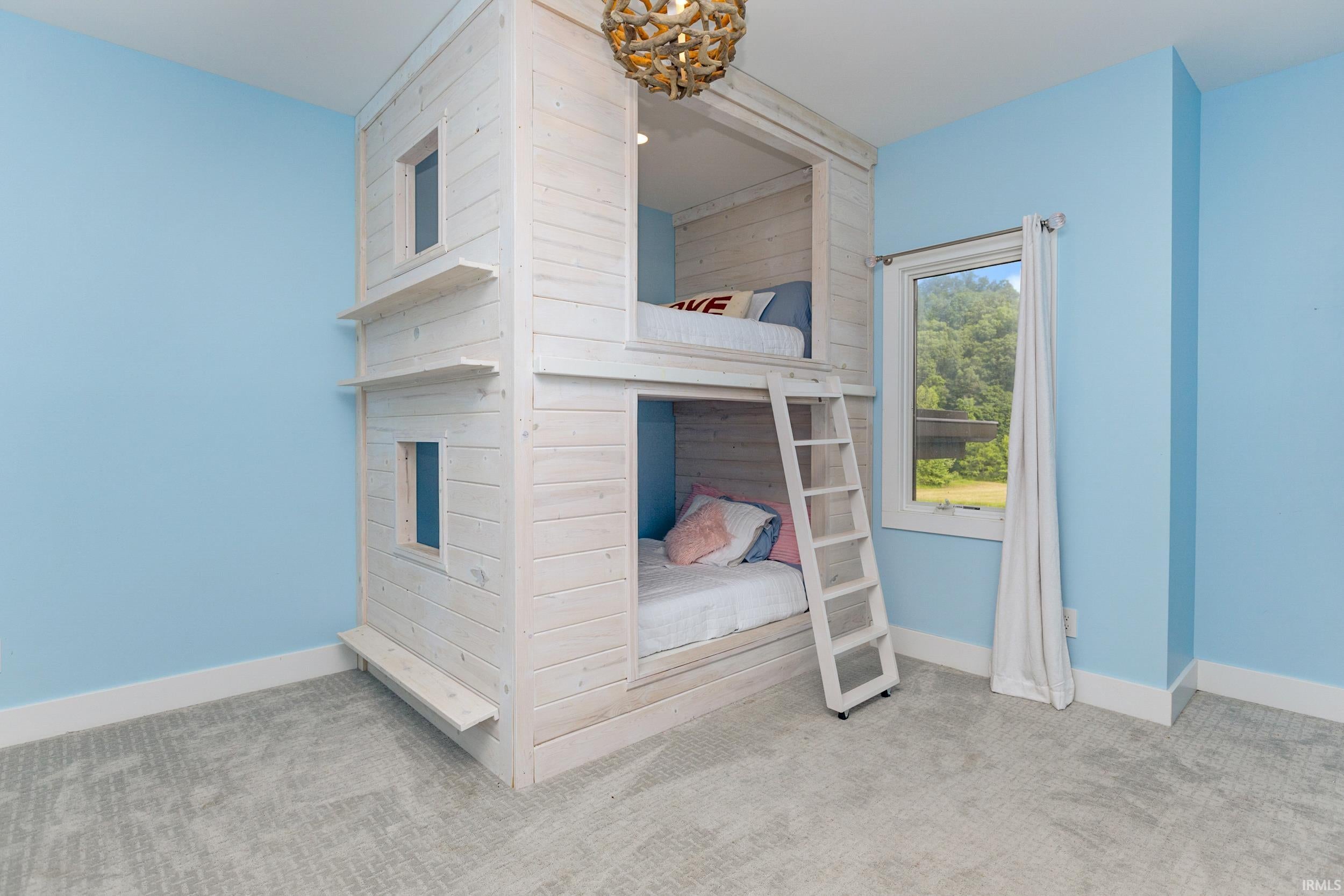 Bloomington, Indiana, 47408, United States, 6 Bedrooms Bedrooms, ,6 BathroomsBathrooms,Residential,Active,1884900