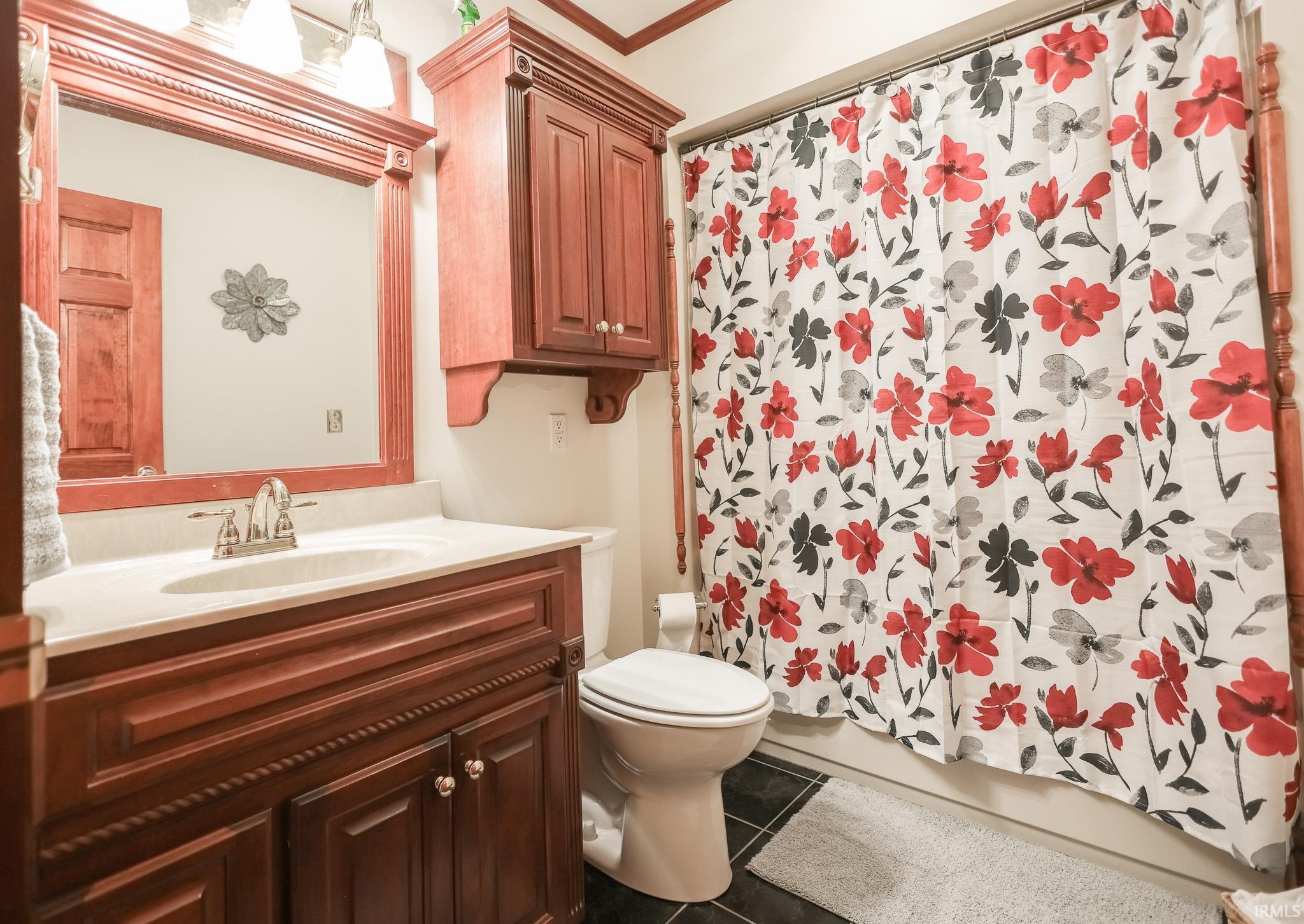 Bedford, Indiana, 47421, United States, 7 Bedrooms Bedrooms, ,8 BathroomsBathrooms,Residential,Active,1953719