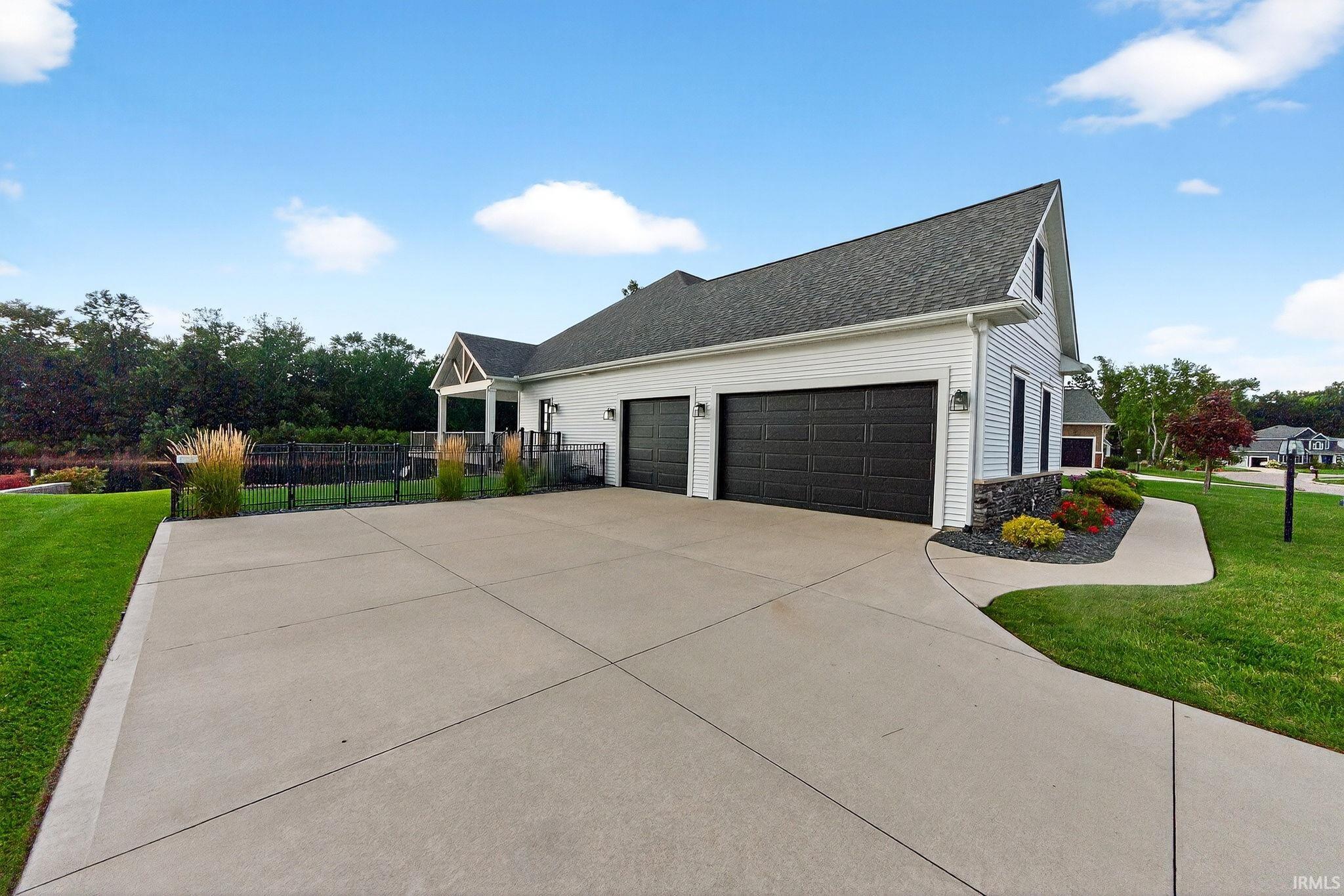 South Bend, Indiana, 46637, United States, 5 Bedrooms Bedrooms, ,5 BathroomsBathrooms,Residential,Active,1914762