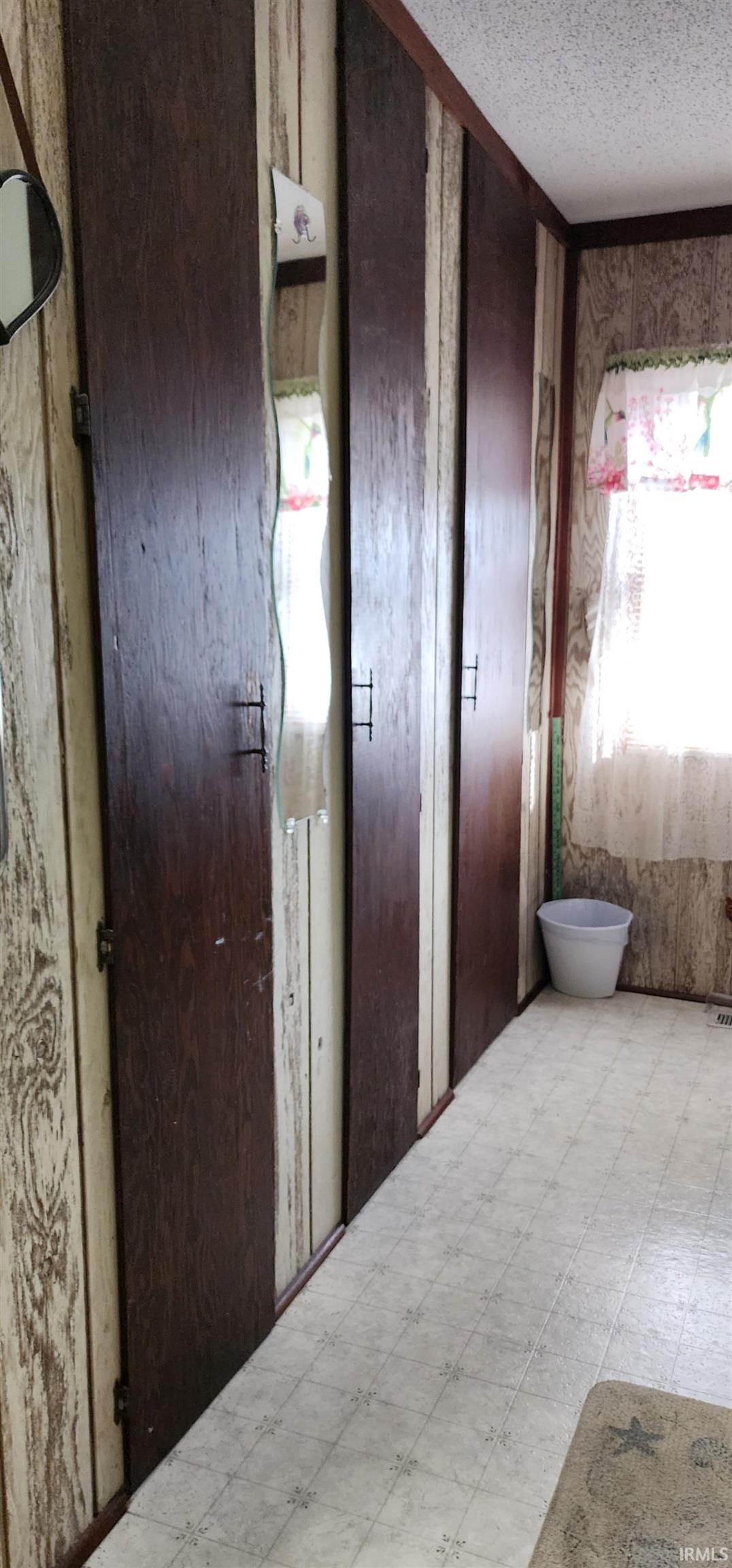 Washington, Indiana, 47501, United States, 2 Bedrooms Bedrooms, ,2 BathroomsBathrooms,Residential,Active,1952284