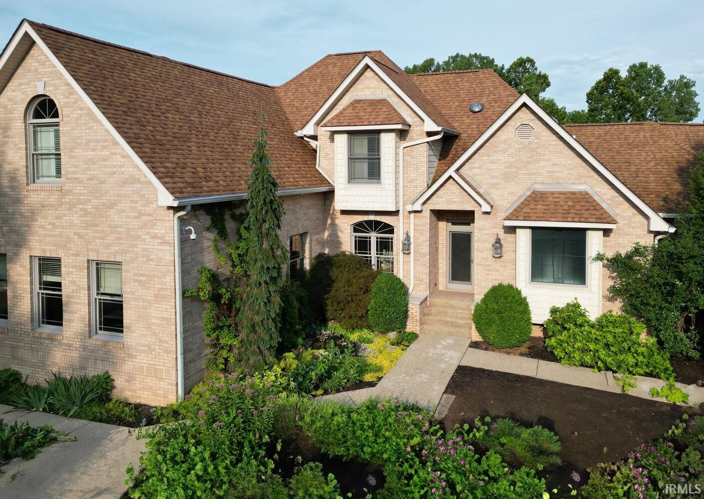 Bloomington, Indiana, 47401, United States, 6 Bedrooms Bedrooms, ,6 BathroomsBathrooms,Residential,Active,1892630