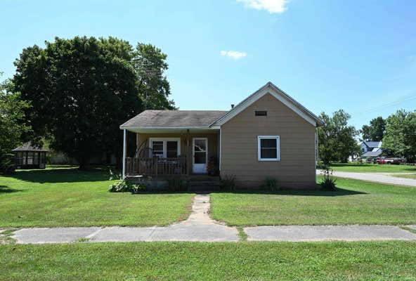 201 E PEARL ST, MEDARYVILLE, IN 47957 - Image 1