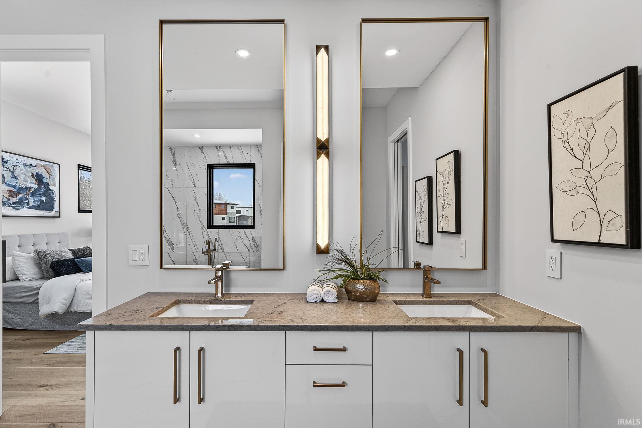 Granger, Indiana, 46530, United States, 5 Bedrooms Bedrooms, ,7 BathroomsBathrooms,Residential,Active,1997893