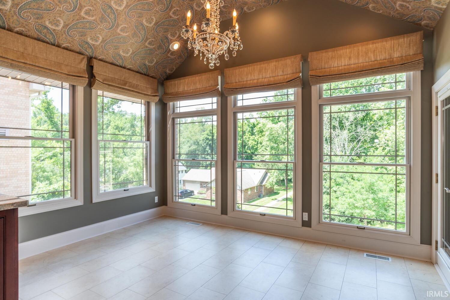 Bloomington, Indiana, 47401, United States, 6 Bedrooms Bedrooms, ,6 BathroomsBathrooms,Residential,Active,1892630