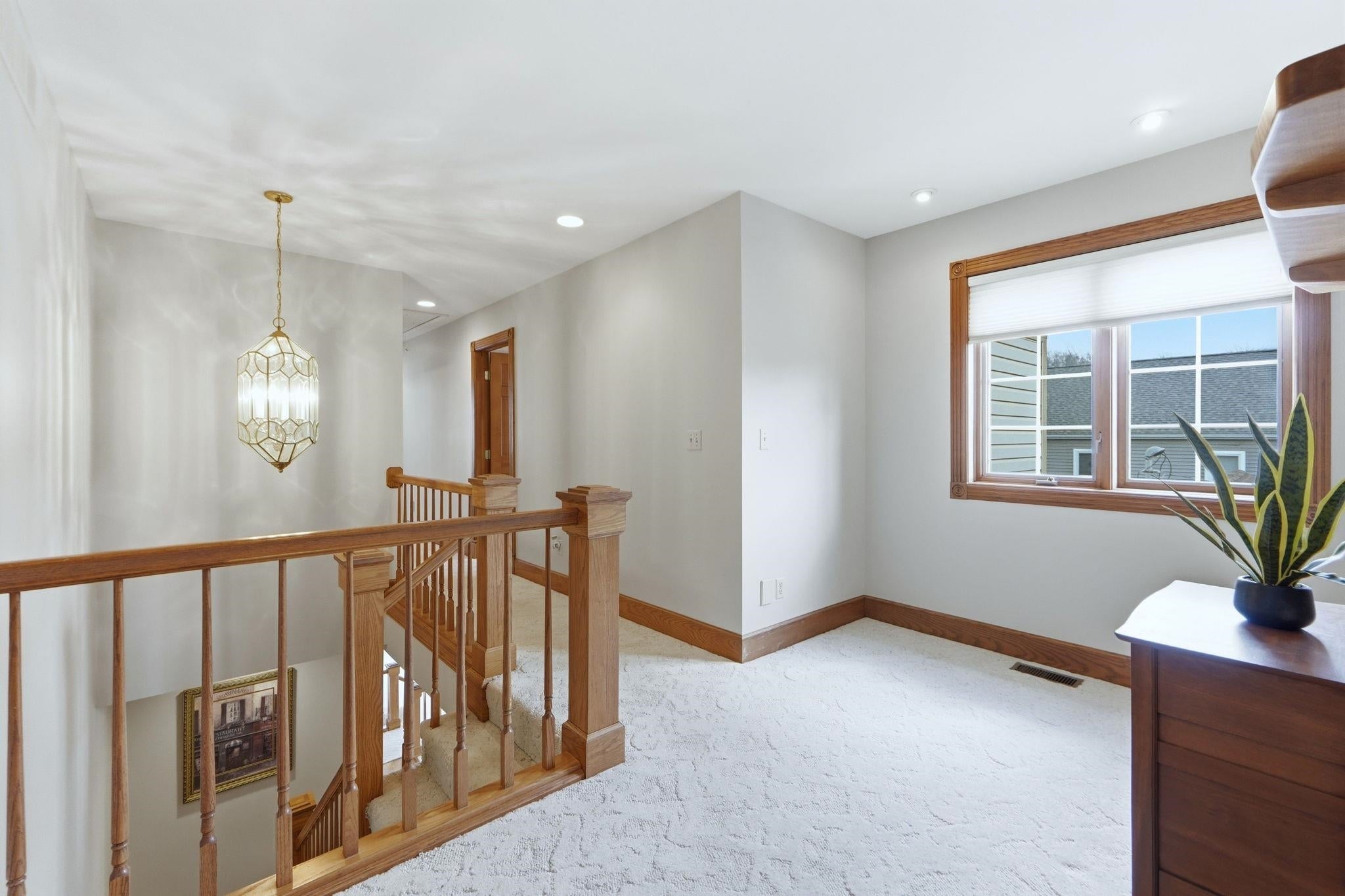 Angola, Indiana, 46703, United States, 5 Bedrooms Bedrooms, ,5 BathroomsBathrooms,Residential,Active,2018463