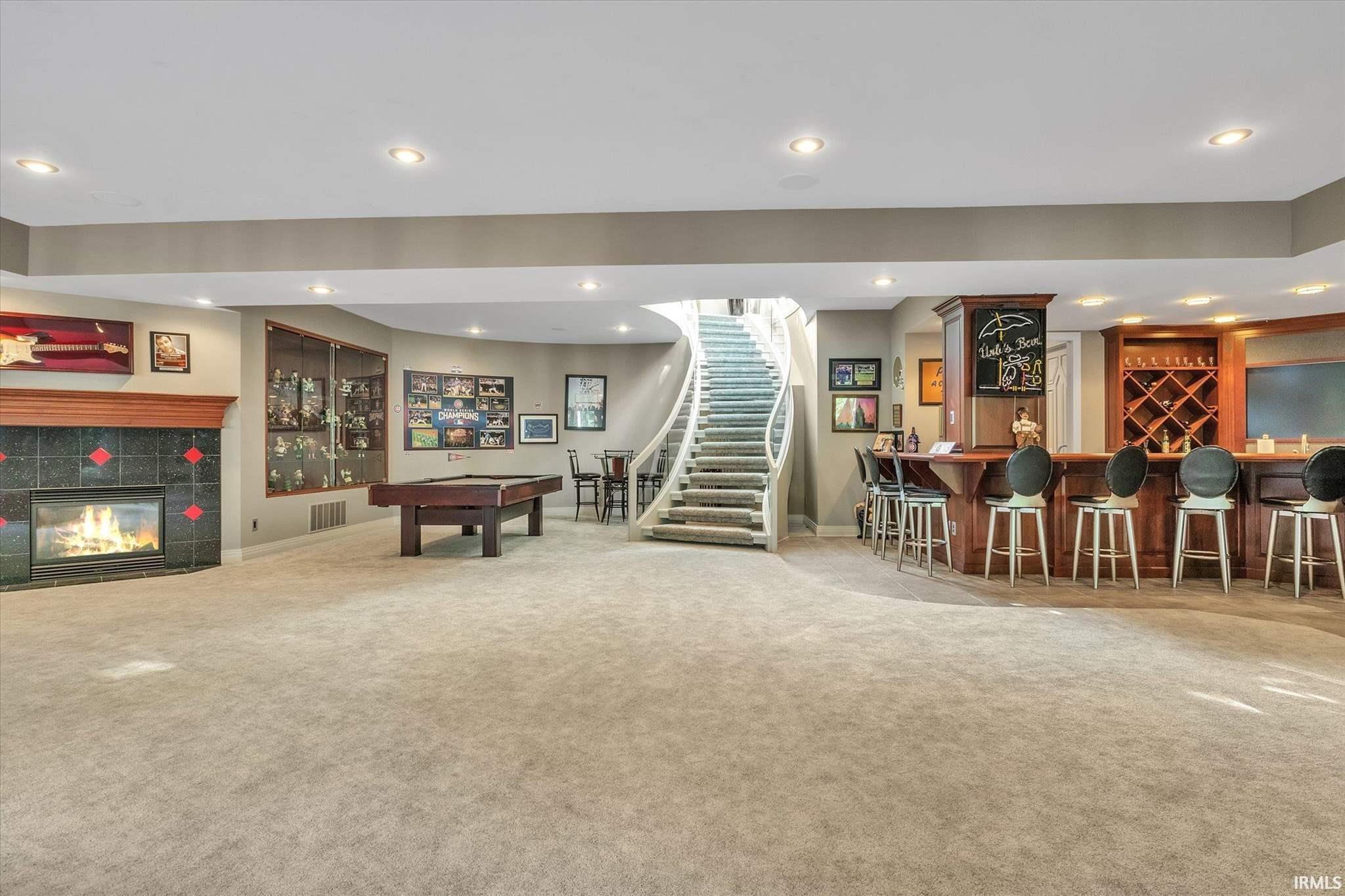 South Bend, Indiana, 46628, United States, 6 Bedrooms Bedrooms, ,8 BathroomsBathrooms,Residential,Active,1929928