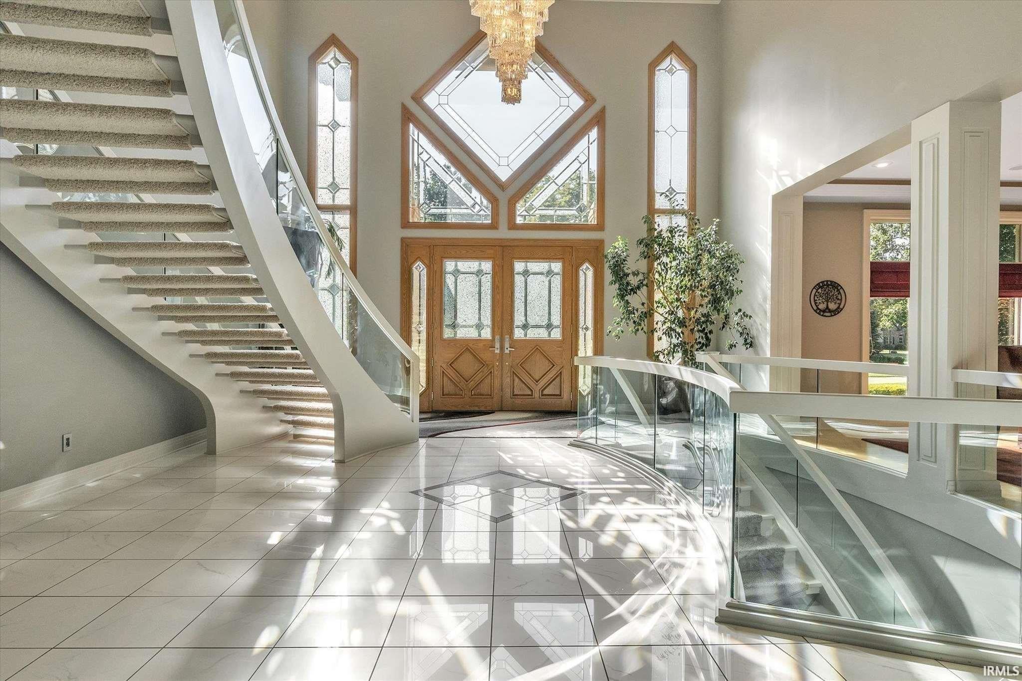 South Bend, Indiana, 46628, United States, 6 Bedrooms Bedrooms, ,8 BathroomsBathrooms,Residential,Active,1929928