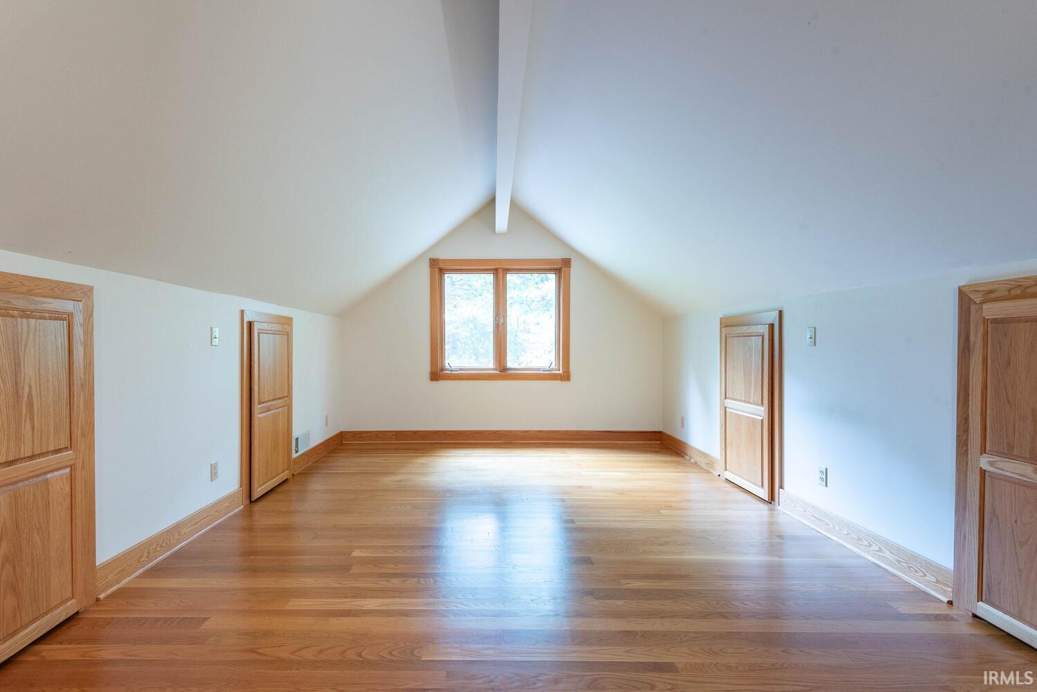 Bloomington, Indiana, 47401, United States, 5 Bedrooms Bedrooms, ,6 BathroomsBathrooms,Residential,Active,1821943