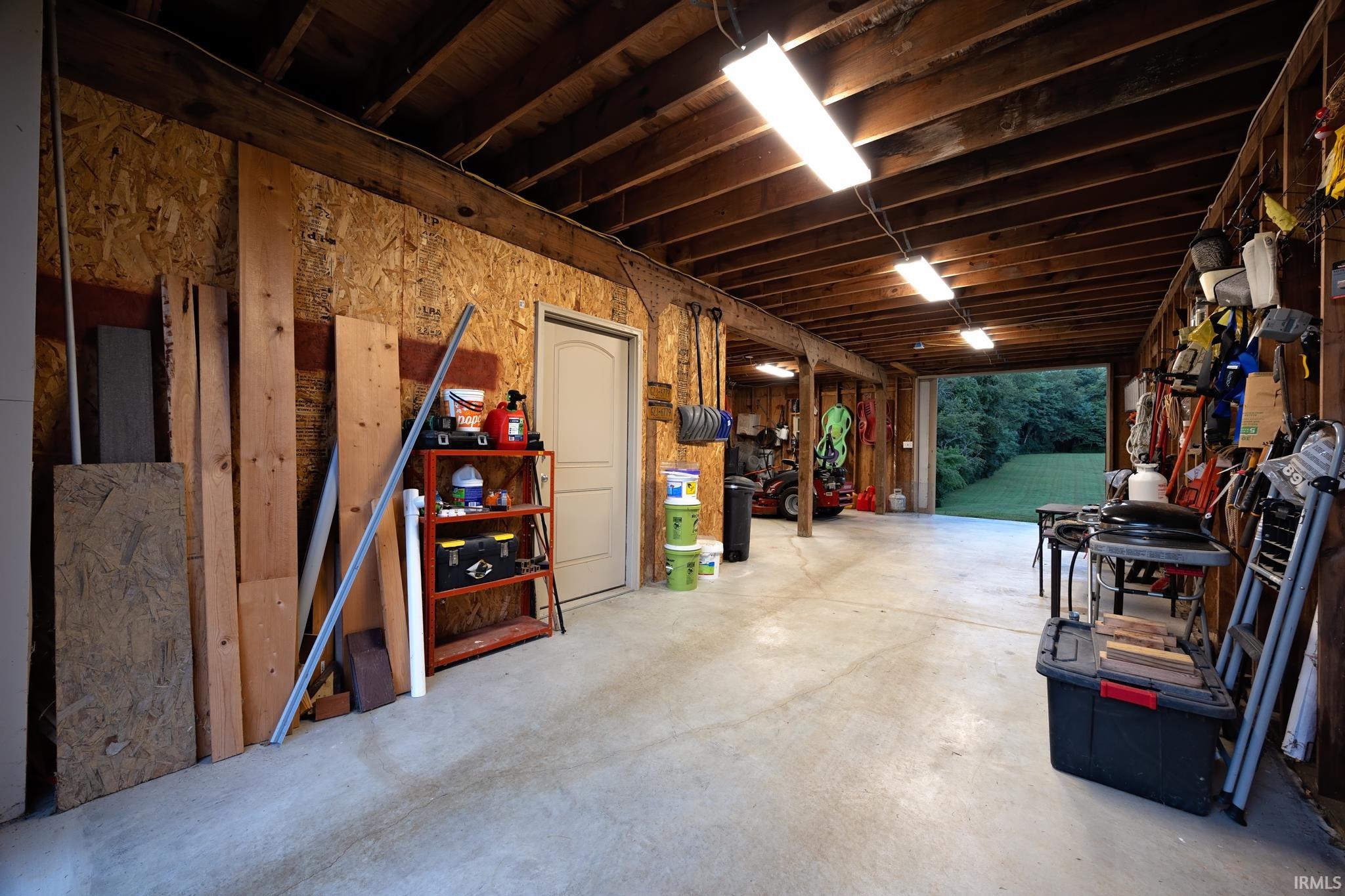 Bloomington, Indiana, 47408, United States, 4 Bedrooms Bedrooms, ,5 BathroomsBathrooms,Residential,Active,1943779