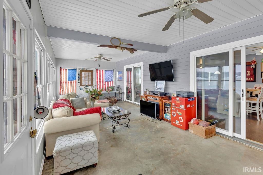 Unionville, Indiana, 47468, United States, 2 Bedrooms Bedrooms, ,2 BathroomsBathrooms,Residential,Active,2001339