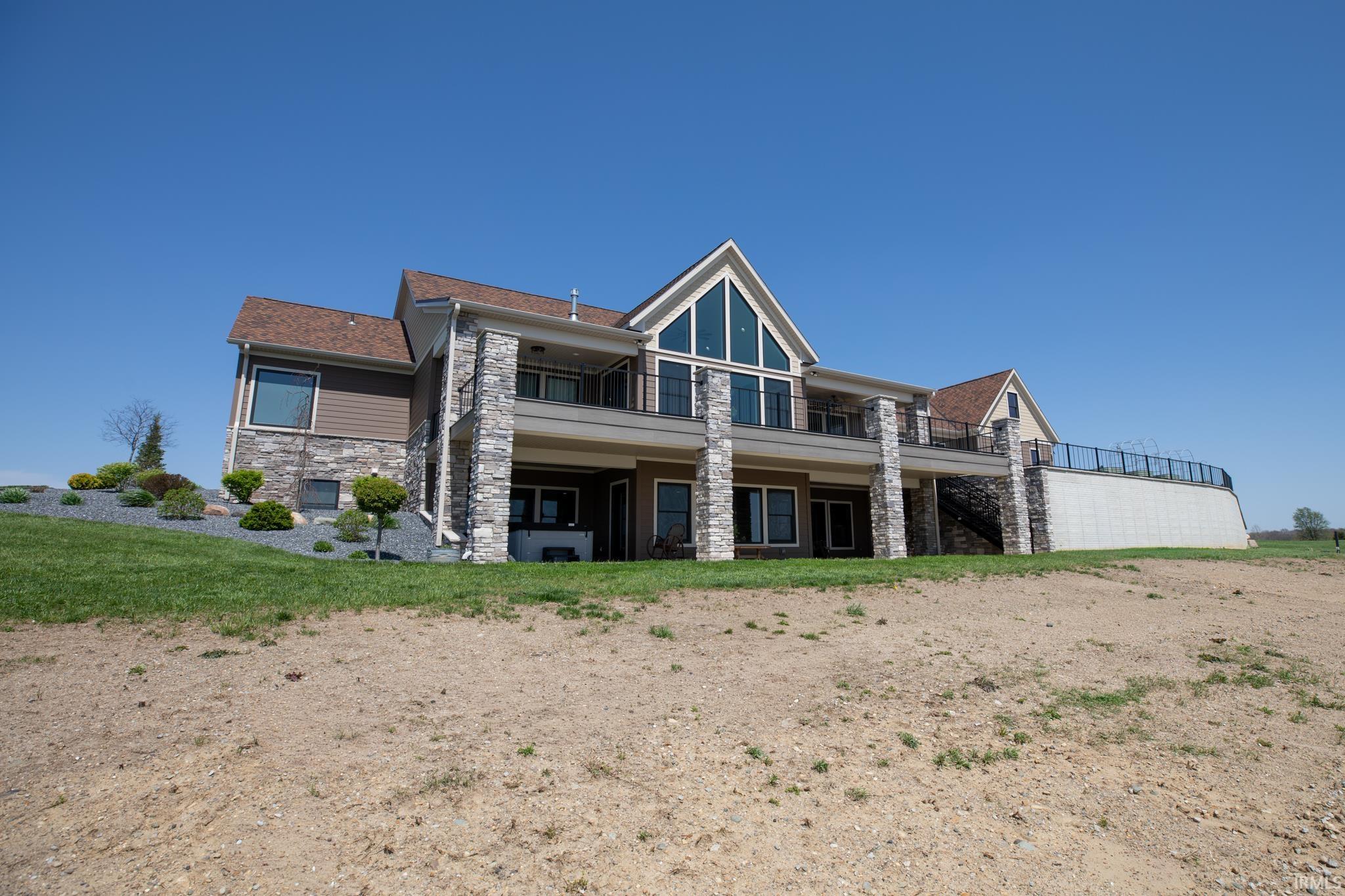Etna Green, Indiana, 46524, United States, 4 Bedrooms Bedrooms, ,5 BathroomsBathrooms,Residential,Active,2041513