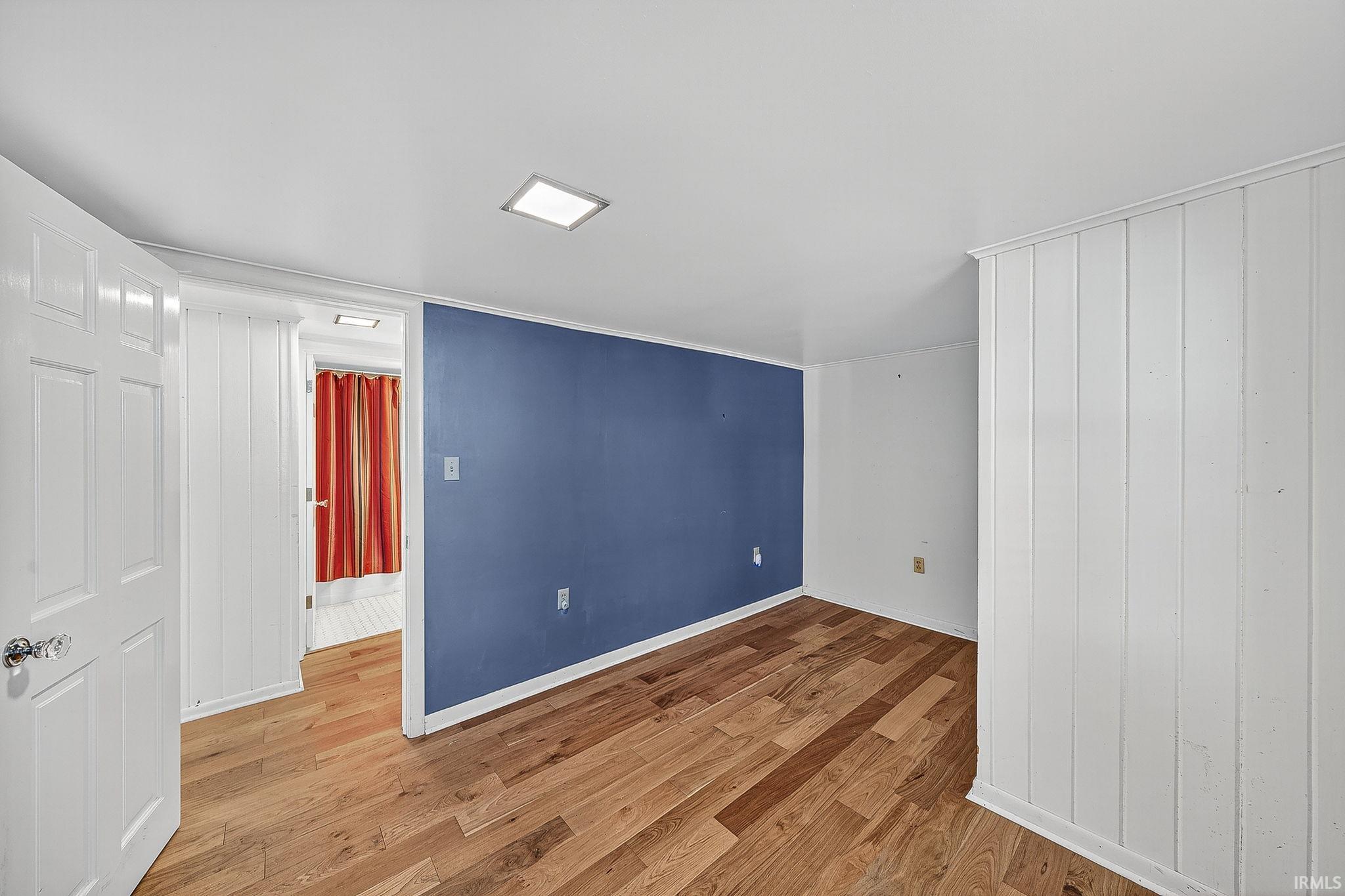 Leesburg, Indiana, 46538, United States, 3 Bedrooms Bedrooms, ,2 BathroomsBathrooms,Residential,Active,1965810