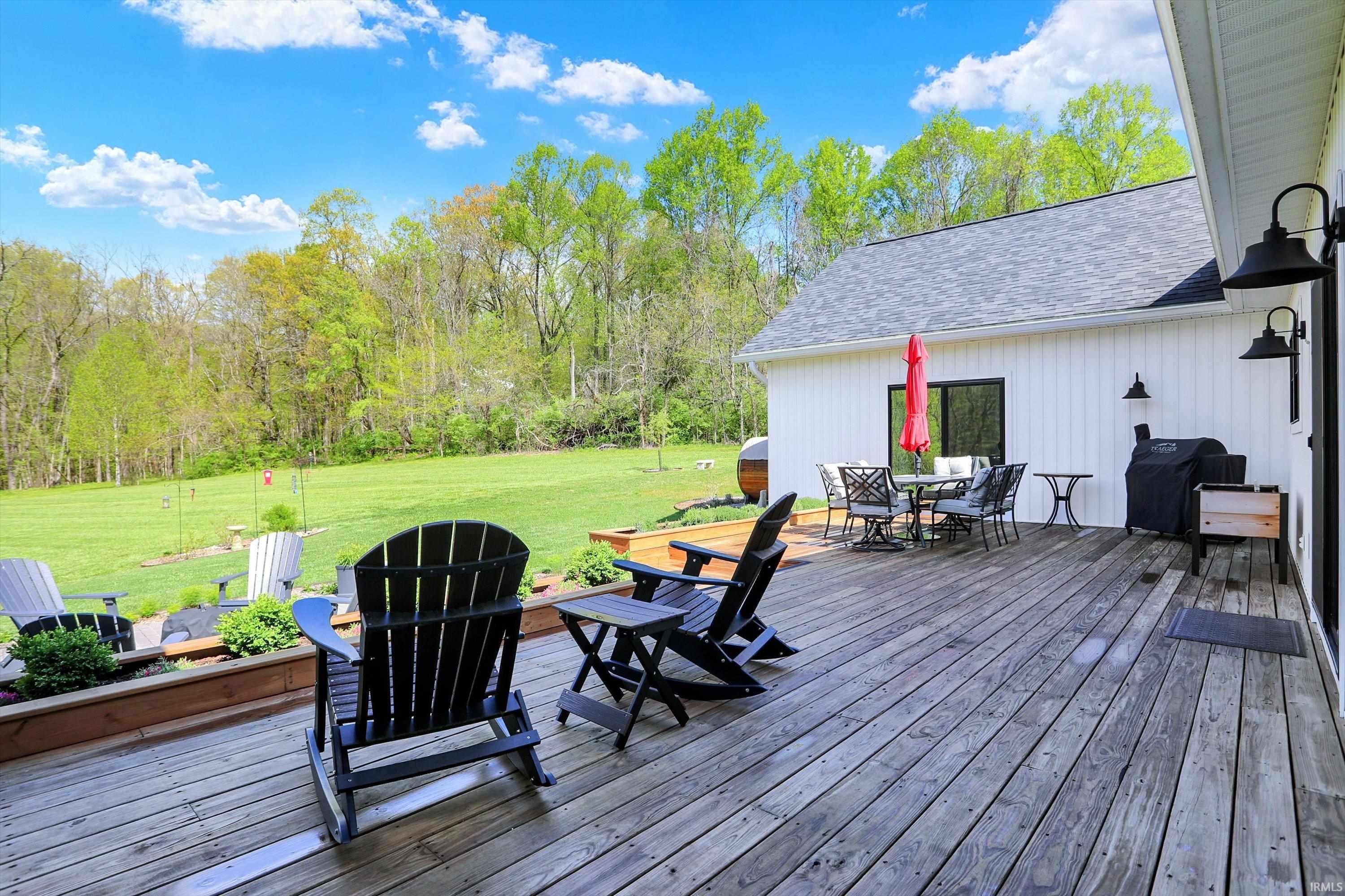 Bloomington, Indiana, 47404, United States, 3 Bedrooms Bedrooms, ,3 BathroomsBathrooms,Residential,Active,2010182