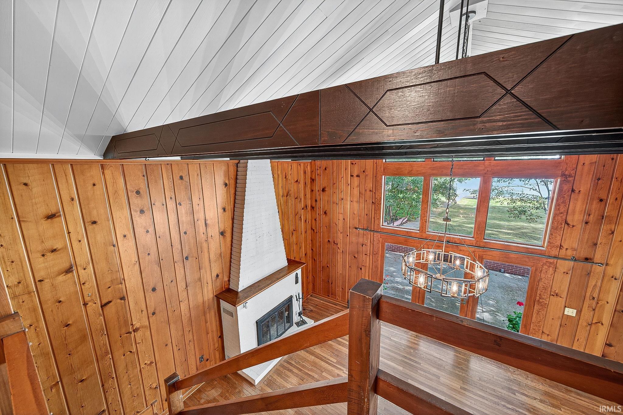 Leesburg, Indiana, 46538, United States, 3 Bedrooms Bedrooms, ,2 BathroomsBathrooms,Residential,Active,1965810