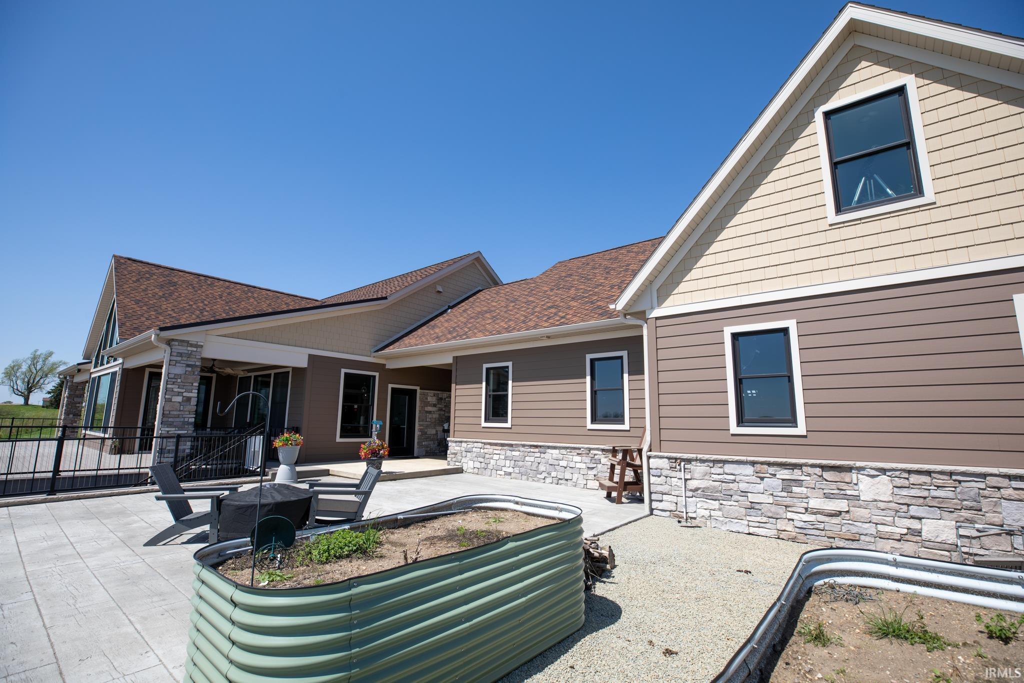 Etna Green, Indiana, 46524, United States, 4 Bedrooms Bedrooms, ,5 BathroomsBathrooms,Residential,Active,2041513