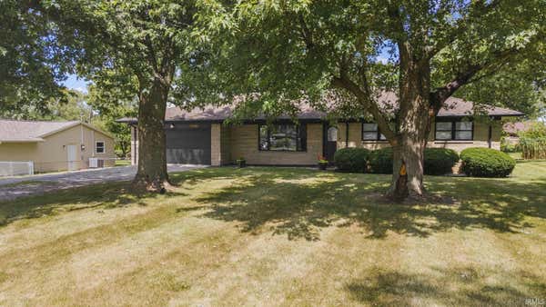 5414 WILKIE DR, FORT WAYNE, IN 46804, photo 3 of 36