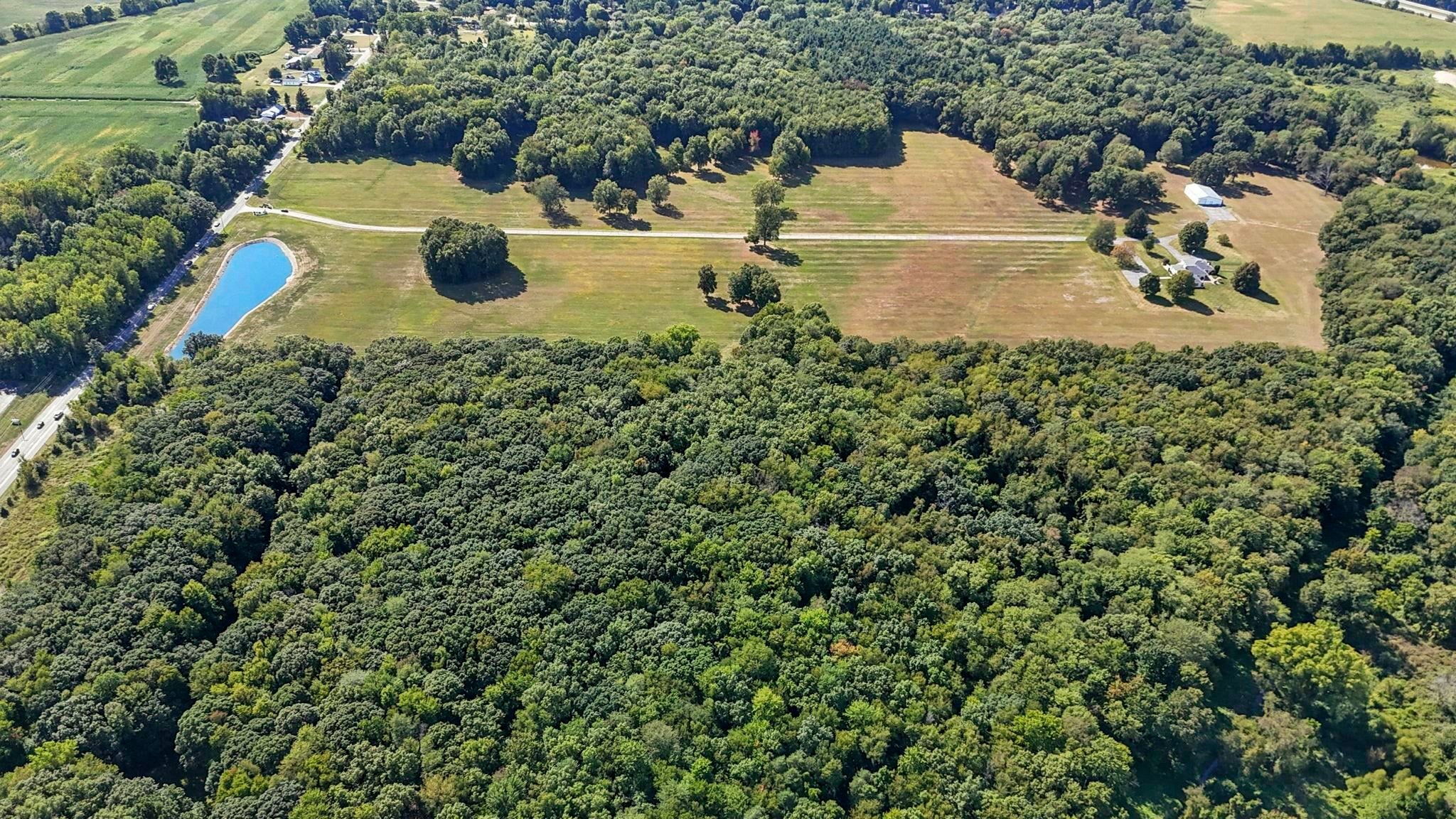 Angola, Indiana, 46703, United States, 4 Bedrooms Bedrooms, ,5 BathroomsBathrooms,Residential,Active,1934788