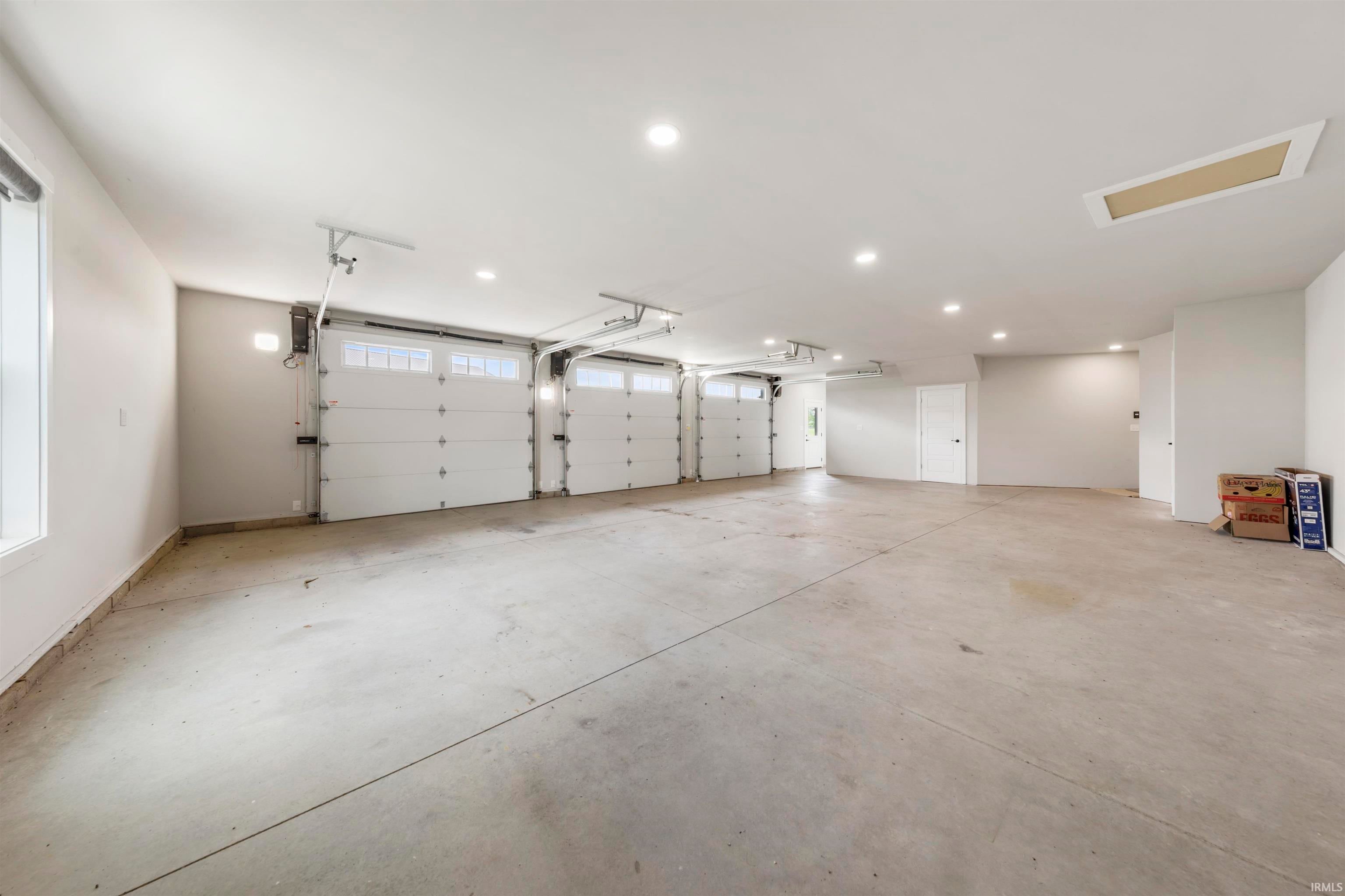 Elberfeld, Indiana, 47613, United States, ,3 BathroomsBathrooms,Residential,Active,1798045