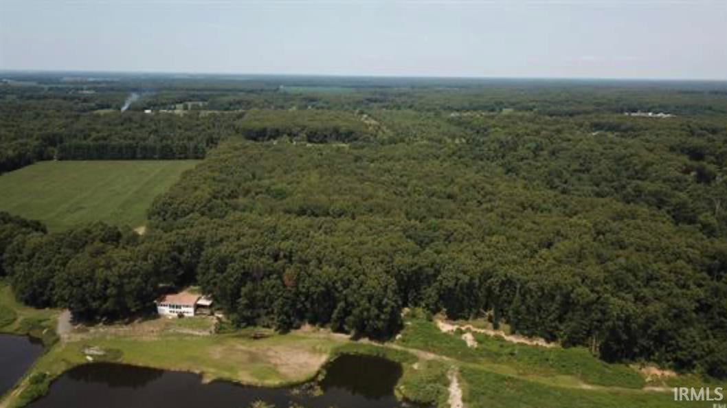 Knox, Indiana, 46534, United States, 2 Bedrooms Bedrooms, ,3 BathroomsBathrooms,Residential,Active,1992230