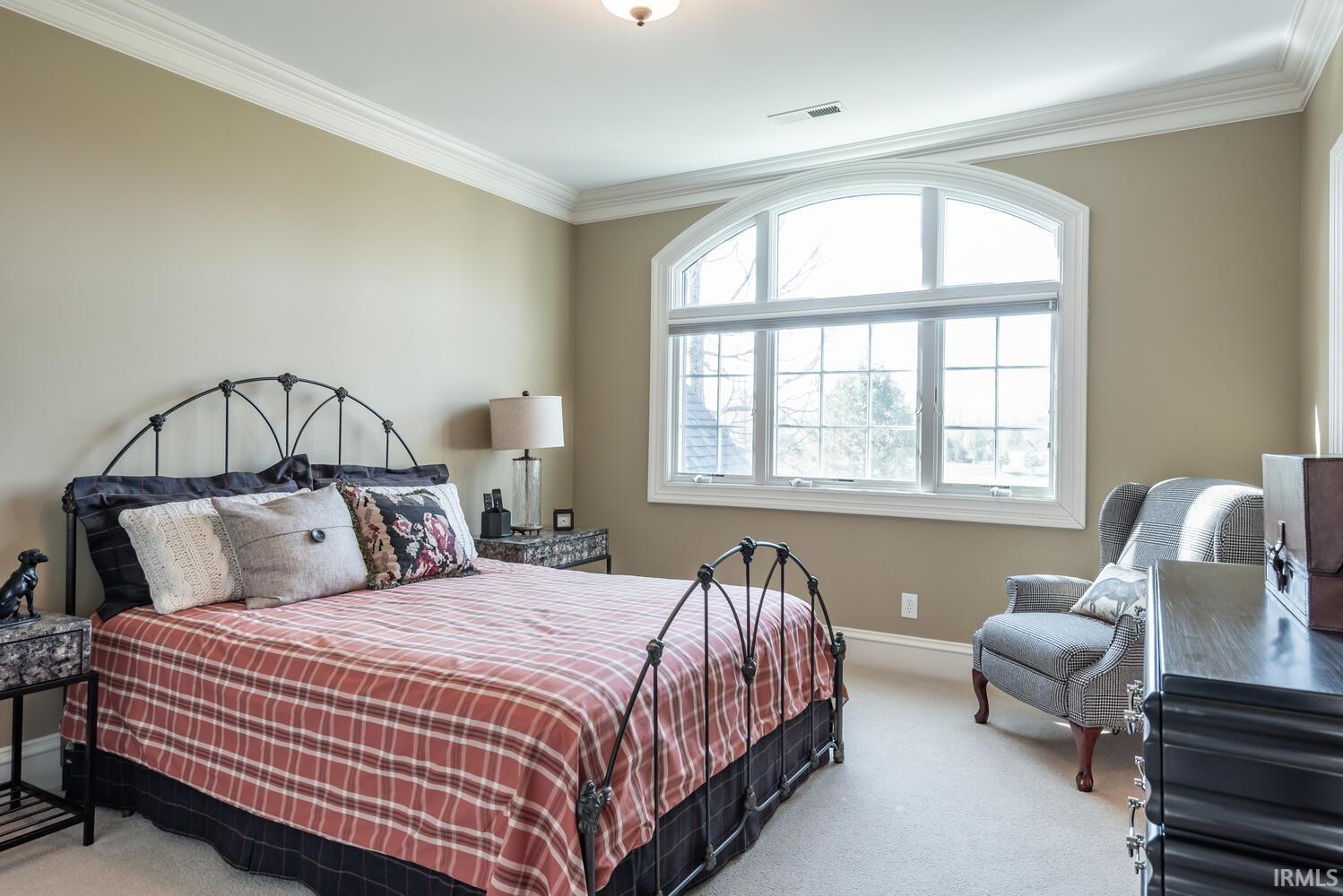 Bloomington, Indiana, 47401, United States, 5 Bedrooms Bedrooms, ,6 BathroomsBathrooms,Residential,Active,1787146